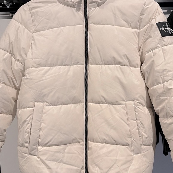 NWT [Calvin Klein] Down Hooded Winter Puffer Insulated Jacket Beige Men’s Sz M - Picture 4 of 15